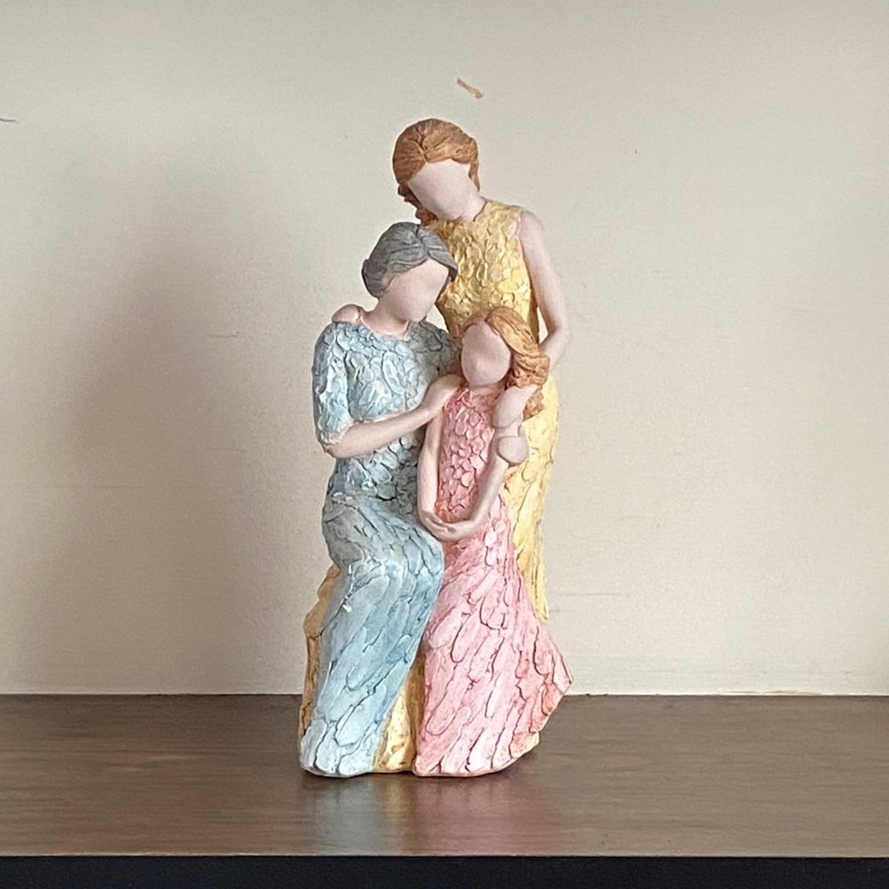 Family Embrace Figurine - Multicolor